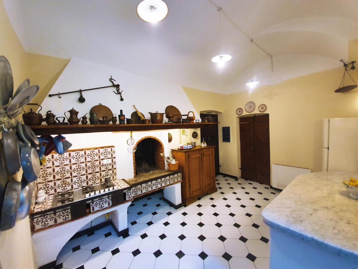 Villa De Benedetti ซาร์ซานา ภายนอก รูปภาพ