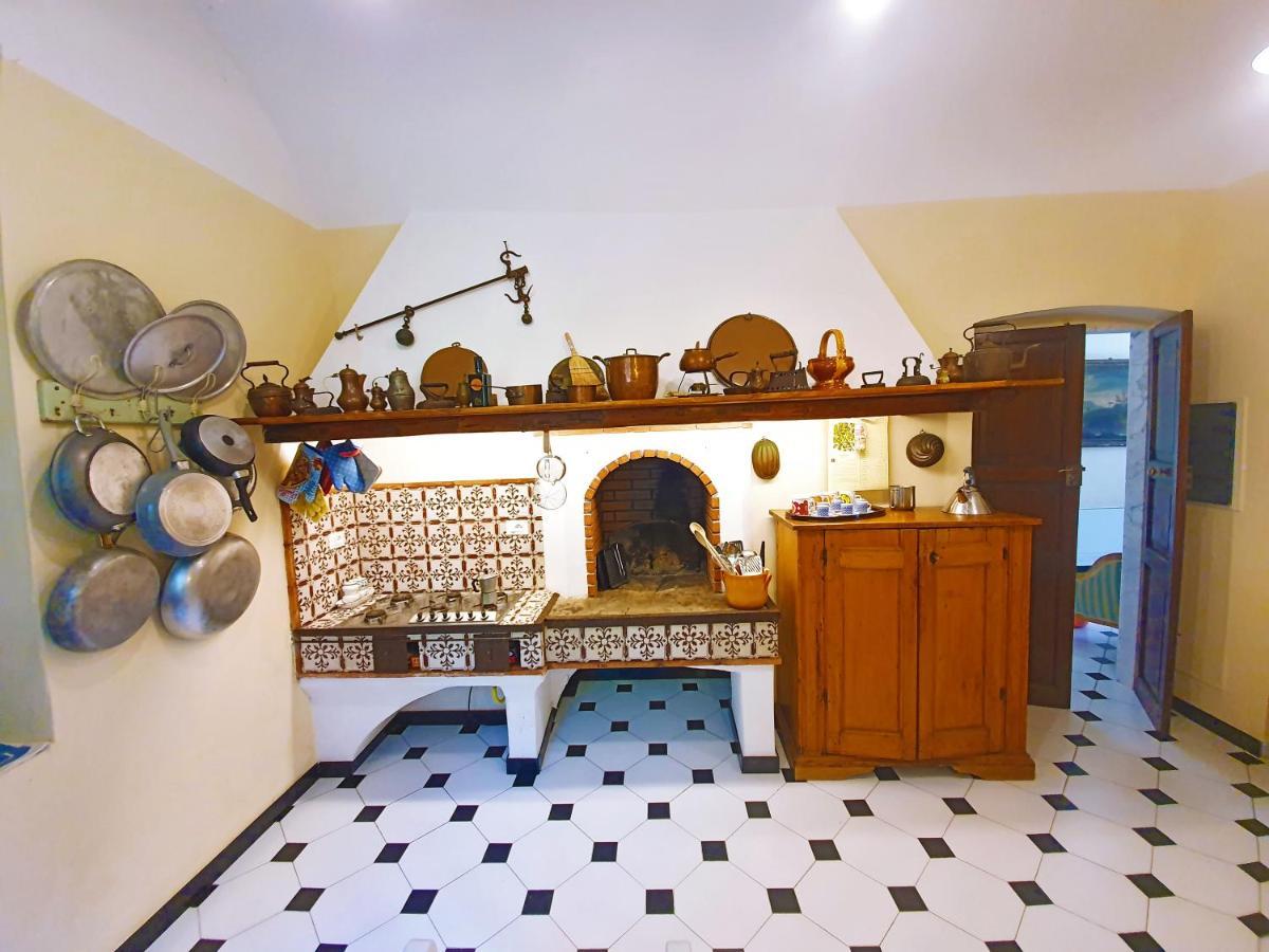 Villa De Benedetti ซาร์ซานา ภายนอก รูปภาพ